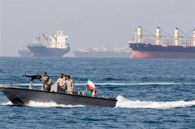 تنگه هرمز همچنان بسته است؛ اظهارات معاون سپاه درباره ادعاهای آمریکا